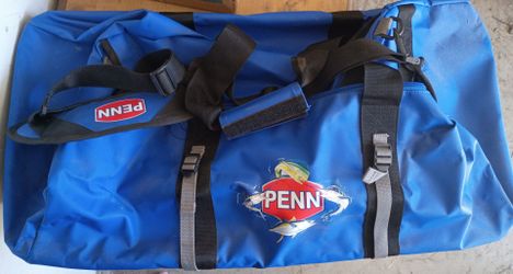 Like new Penn bag 28"X 14"X 12"