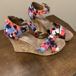 Tom’s Wedge Sandals 