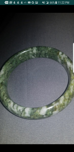 jade bangle bracelet