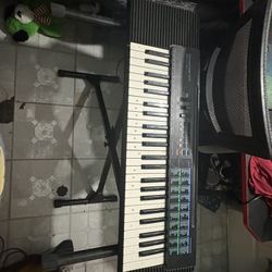 ConcertMate 670 Keyboard 