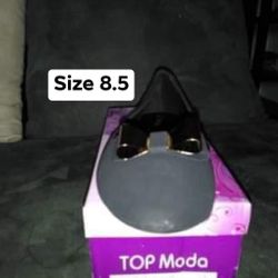 New Women’s Flat Shoes Size 8.5
