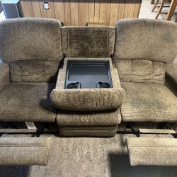 Reclining Sofa & Loveseat 