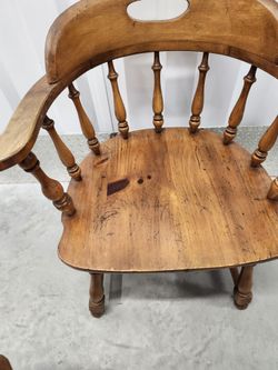 Vintage Chair  In Good Condition 