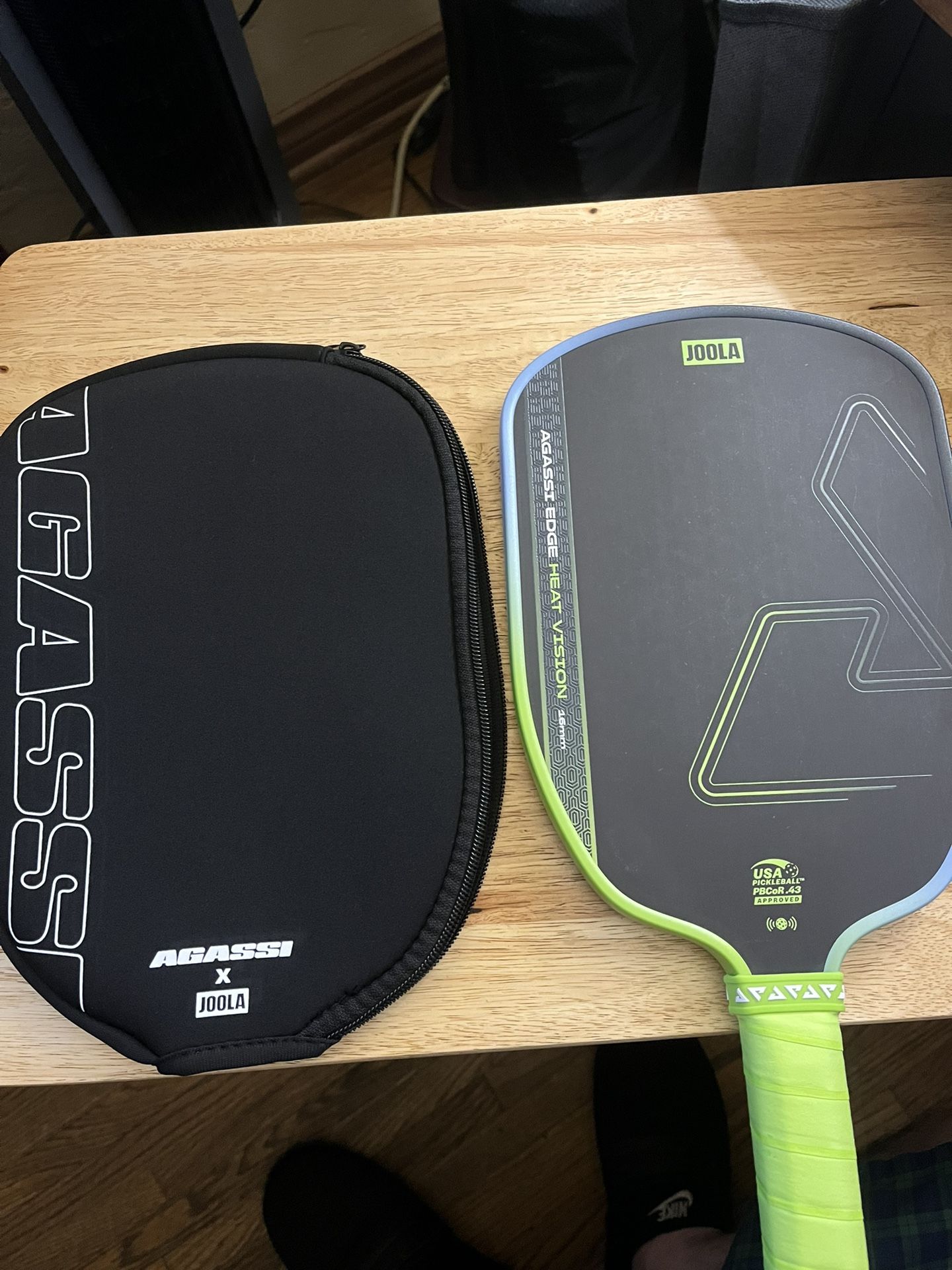 JOOLA AGASSI EDGE HEAT VISION 16MM