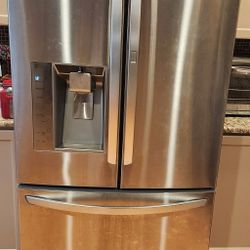 LG French Door Refrigerator 