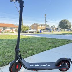 Electric scooter
