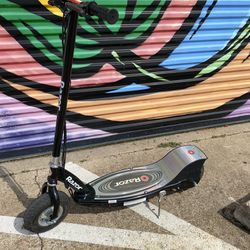 Razor E325 electric scooter - durable for teens / adults (low miles!) for Sale in - OfferUp