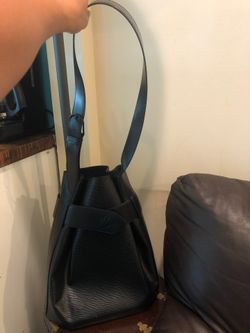 Authentic Louis Vuitton Epi Noir Sac DePaul