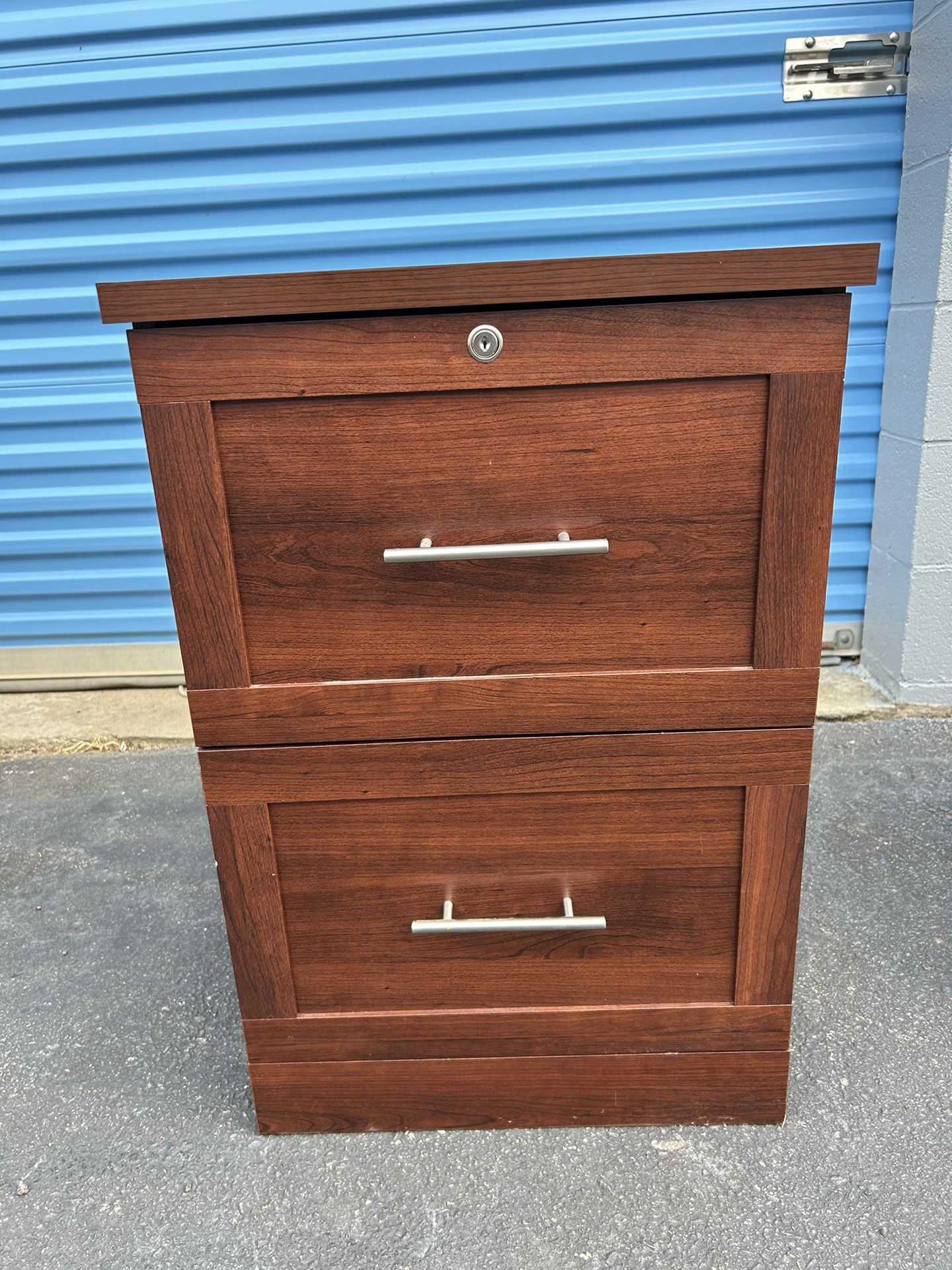 2-Drawer Legal Size File Cabinet