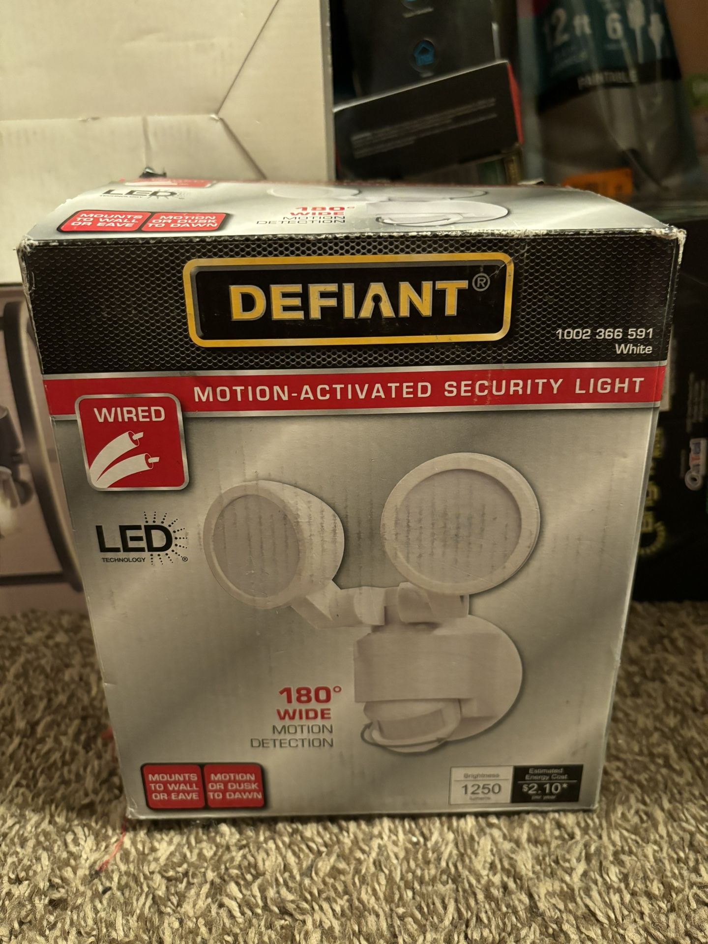 Defiant Motion Activated Security Light for Sale in Midland, TX - OfferUp