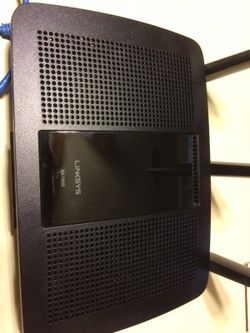 Linksys EA 7500 WiFi Router