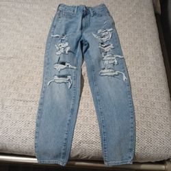 Blue levi Mom Jeans 