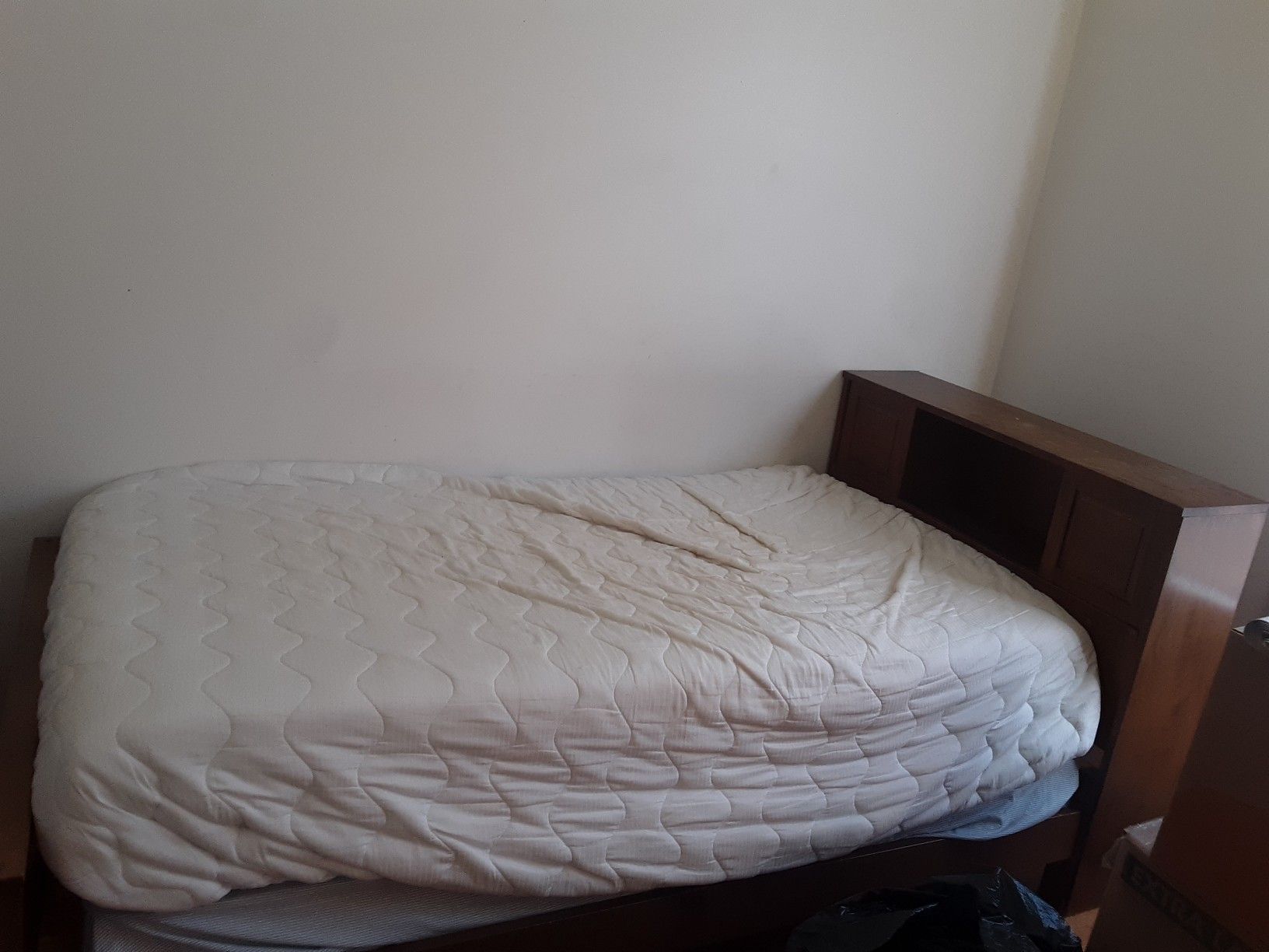 Free Twin size bed and wood bed frame. Pickup only!!