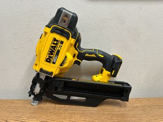 DEWALT DCN920B 20-Volt 21° Cordless Framing Nailer (Tool-Only)