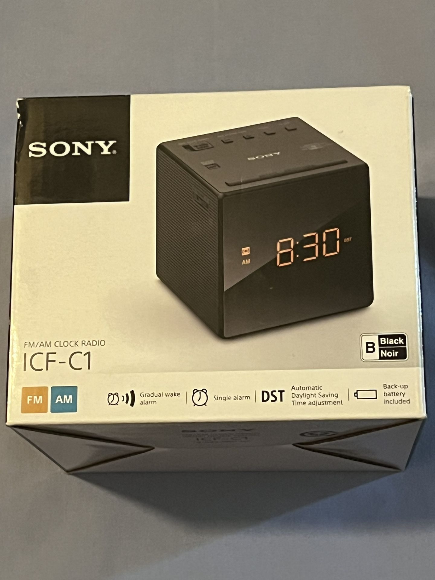 SONY AM/FM CLOCK RADIO