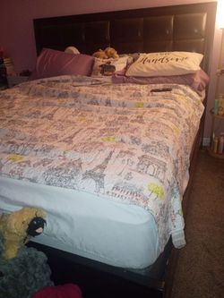 King size bed