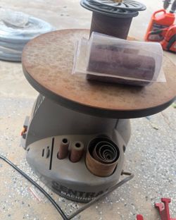 Central Machinery 14 in. Oscillating Spindle Sander.