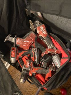 Milwaukee tool set