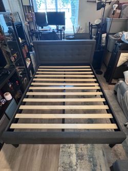 Queen Gray Upholstered Platform Bed Frame with Headboard
