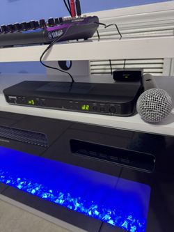 Shure Blx288/PG58 Wireless Microphone System Dual Channel Receiver 