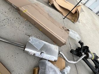2014-17 Toyota Highlander Muffler Assembly 