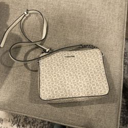 Calvin Klein Cross Body 