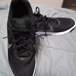 Women's Flex Experience Sneaker