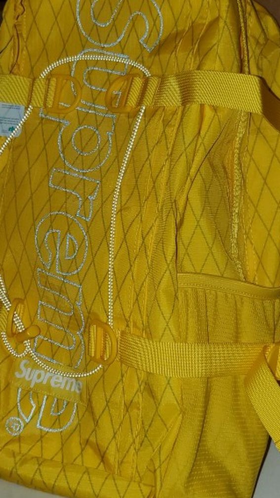 Supreme FW18 Backpack Yellow