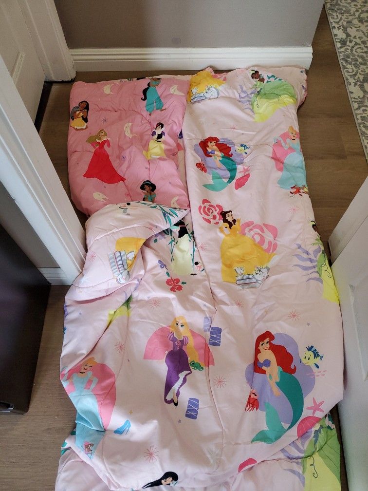 Disney Princesses Comforter