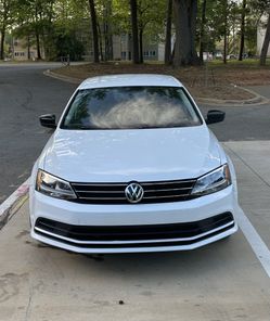 White  Jetta S Volkswagon car