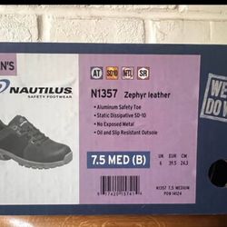 Leather Safety Shoes - Women’s Size 7.5