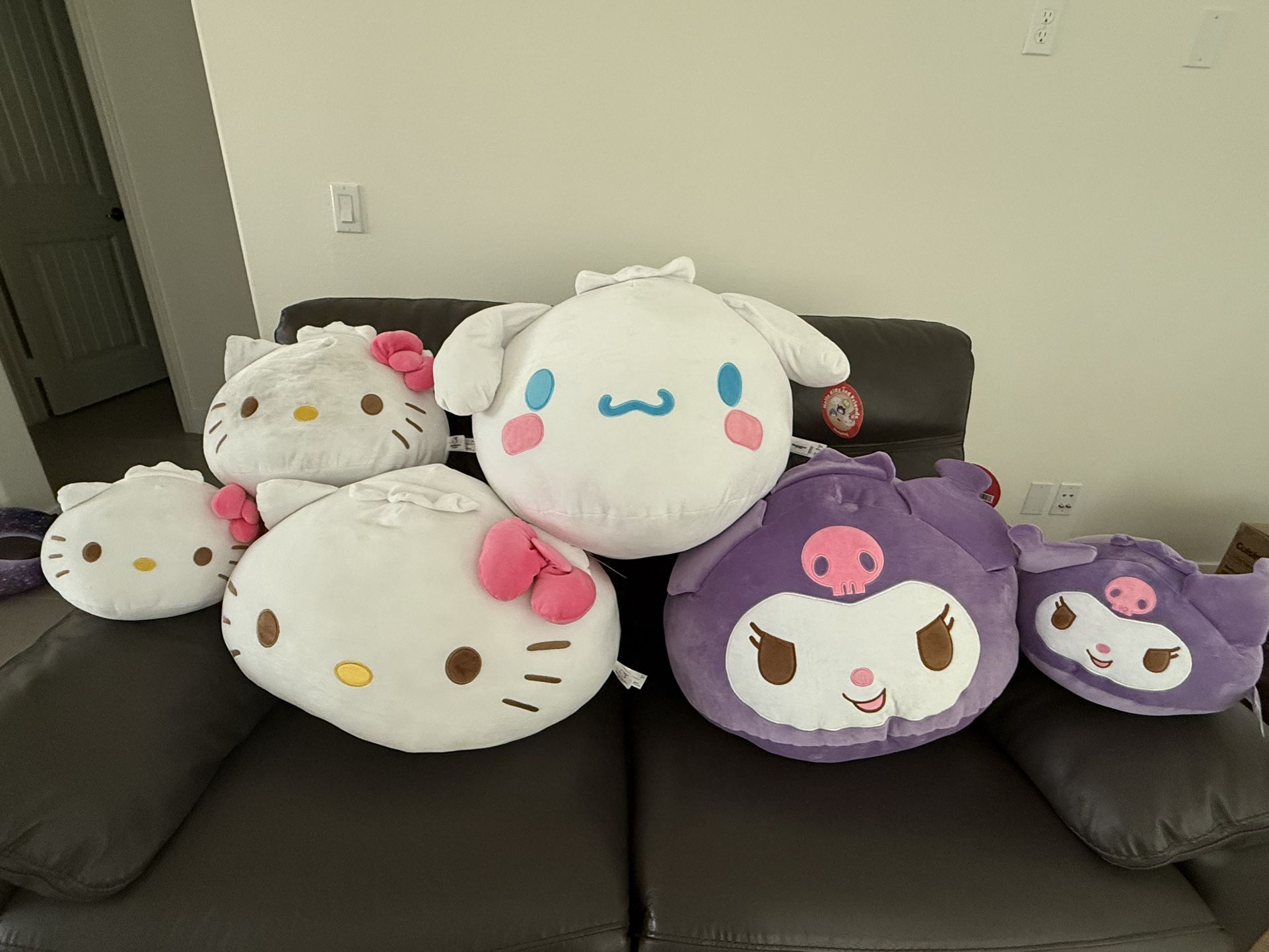 Hello Kitty And Friends Dumplings By Sanrio