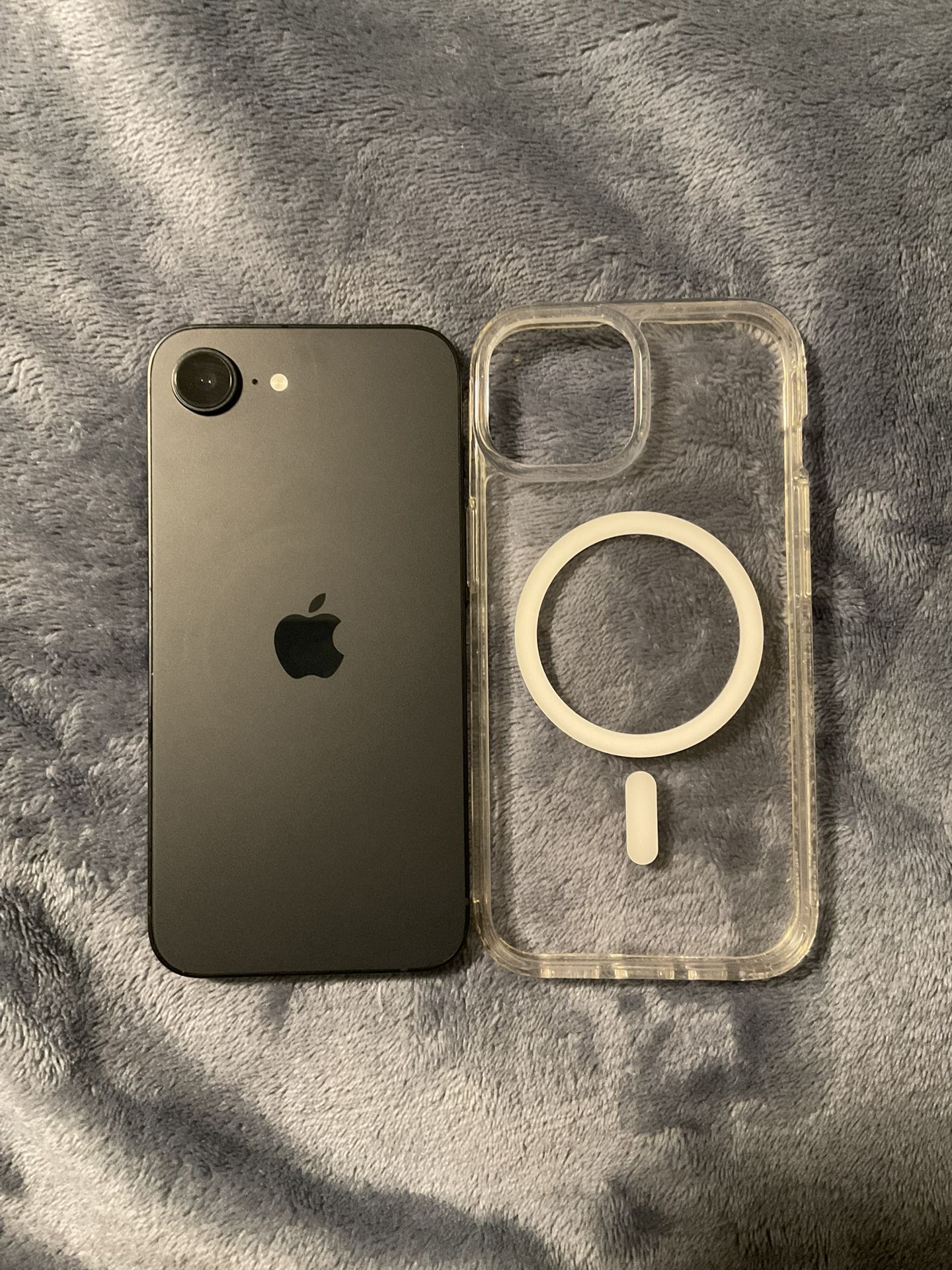 iPhone 16e - 128gb Xfinity Locked