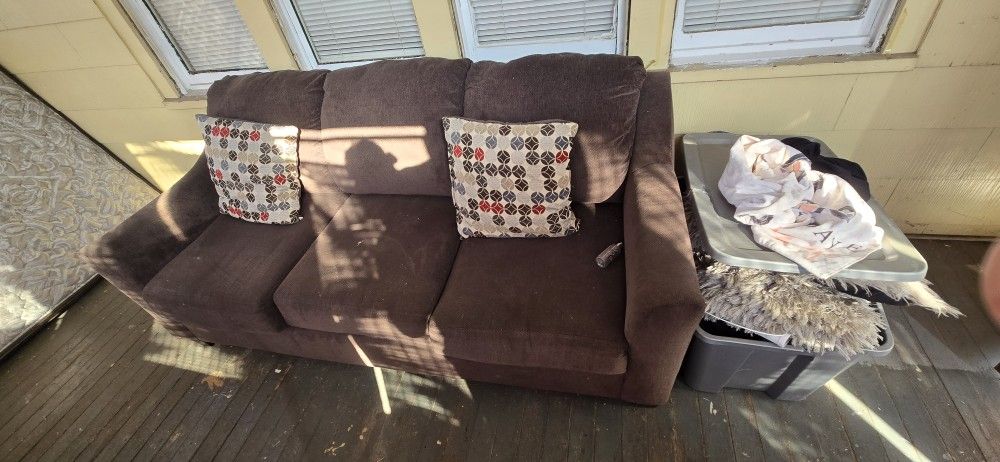 Couch FREE