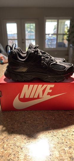 Nike V5 RNR Size 11C