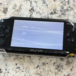 Sony PSP-1001 PlayStation Portable 4GB w/Charger