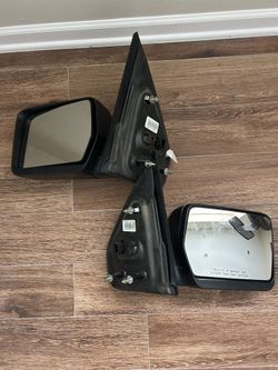OEM Ford Expedition / Navigator Side Mirrors – Pair