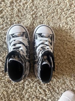 Converse Chuck Taylor Kids High Top Sneakers