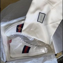 Men’s Gucci Sneakers