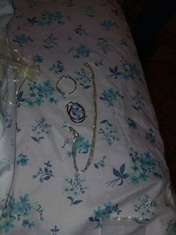 Sterling silver new 35$