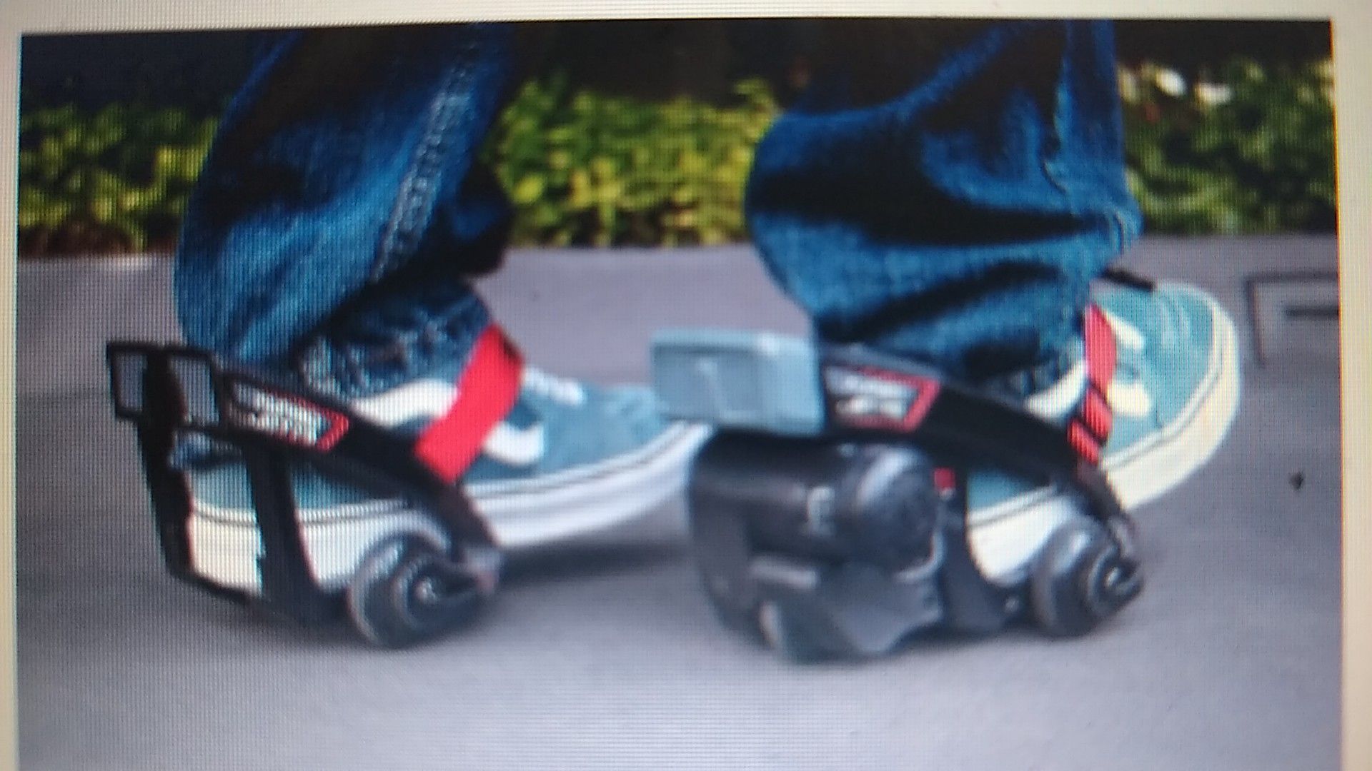 Razor Turbo Jetts Electric Heel Wheels - Black One Size