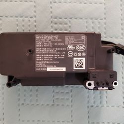 Official Xbox One Slim Console Power Supply AC Adapter Charger N15-120P1A

      Ig