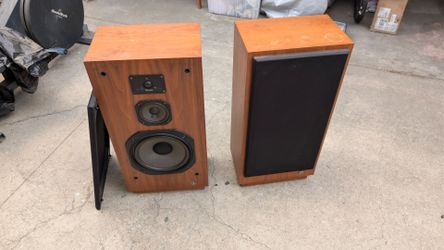 McIntosh speakers