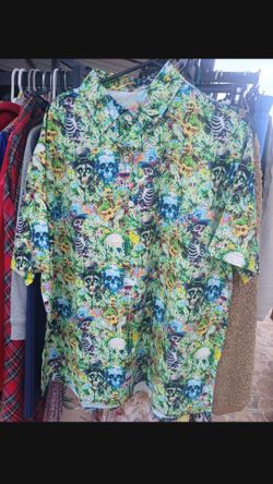 Mens Size large halloween skeleton button up top