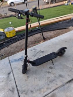 Black Folding Electric Scooter highboy S2