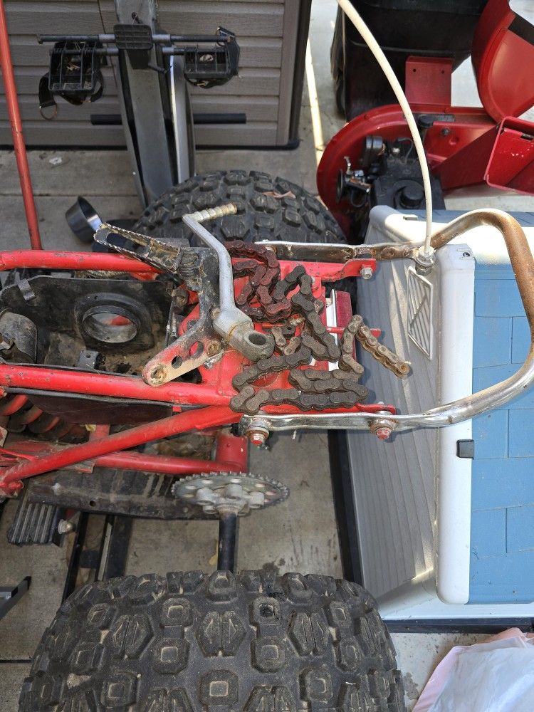 Majolica Strawberries Plate Sarreguemines, Circa 1880Honda ATC 200x For Parts Or Repair