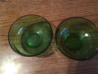 Green bowls