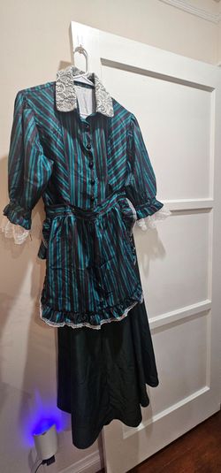 Hunter house mansion maid