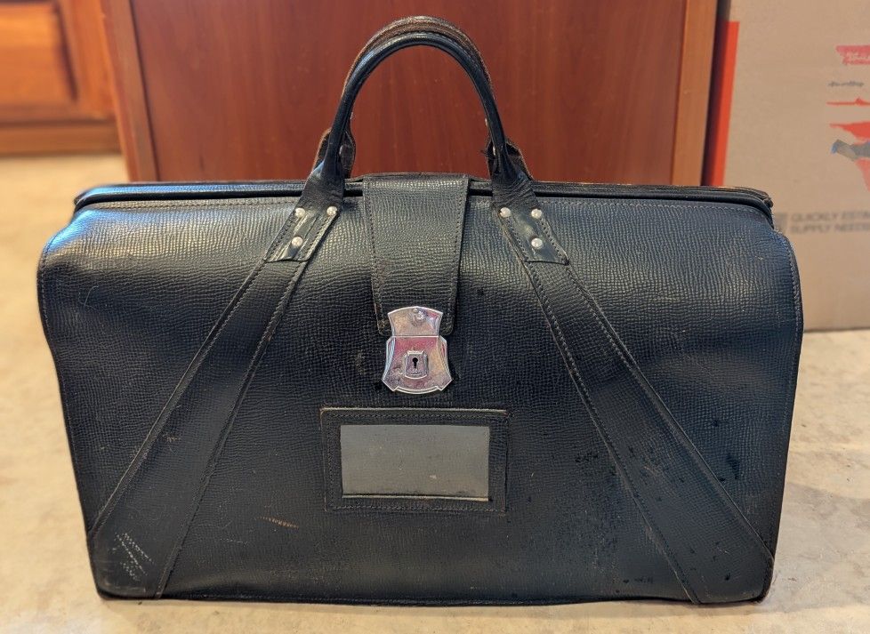 Military USGI Navigator Leather Bag 1960's