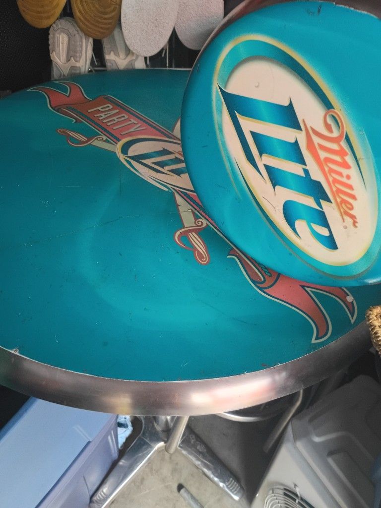 Miller Lite Table And Stools